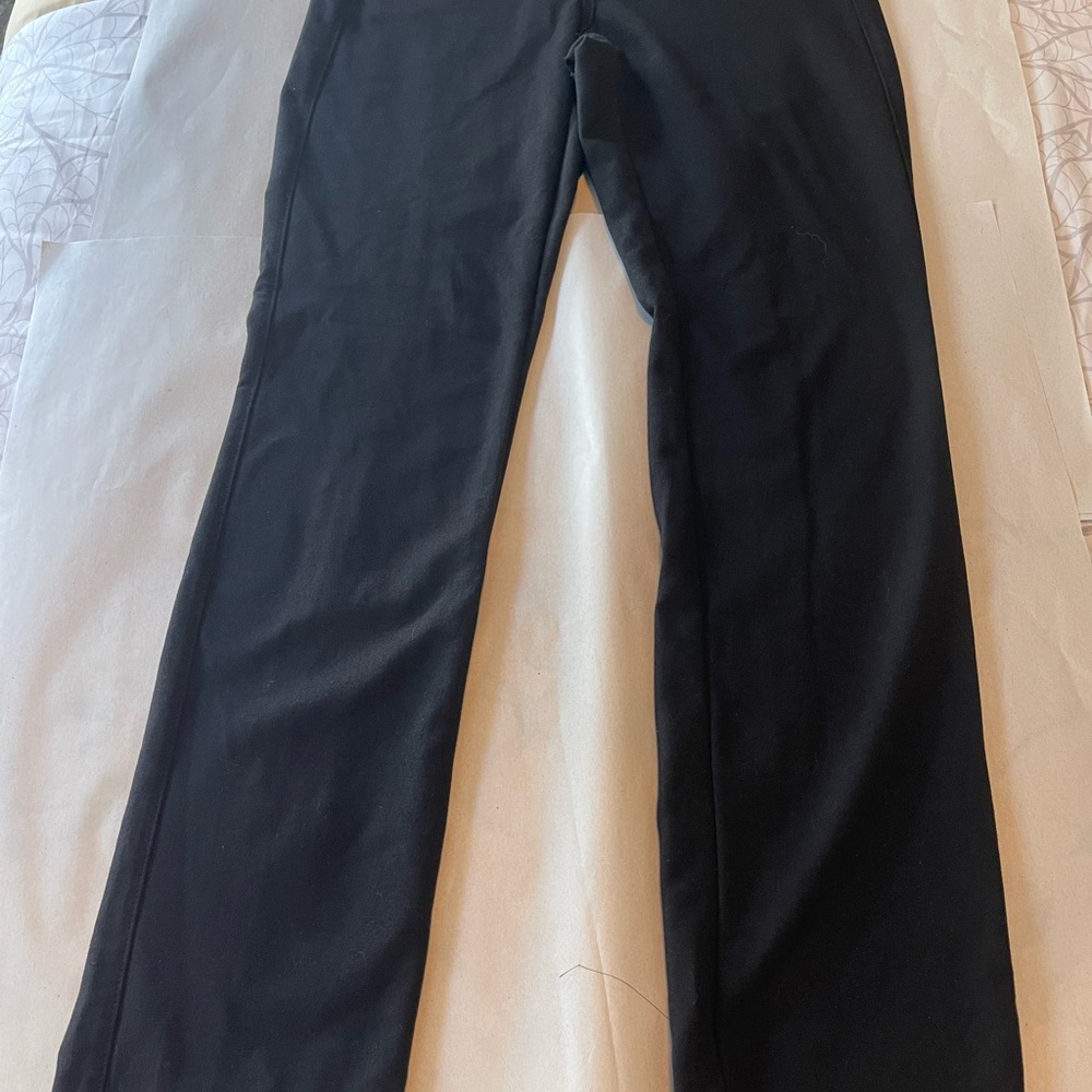 Kenneth Cole Reaction Black Jeans NWT- Size 4